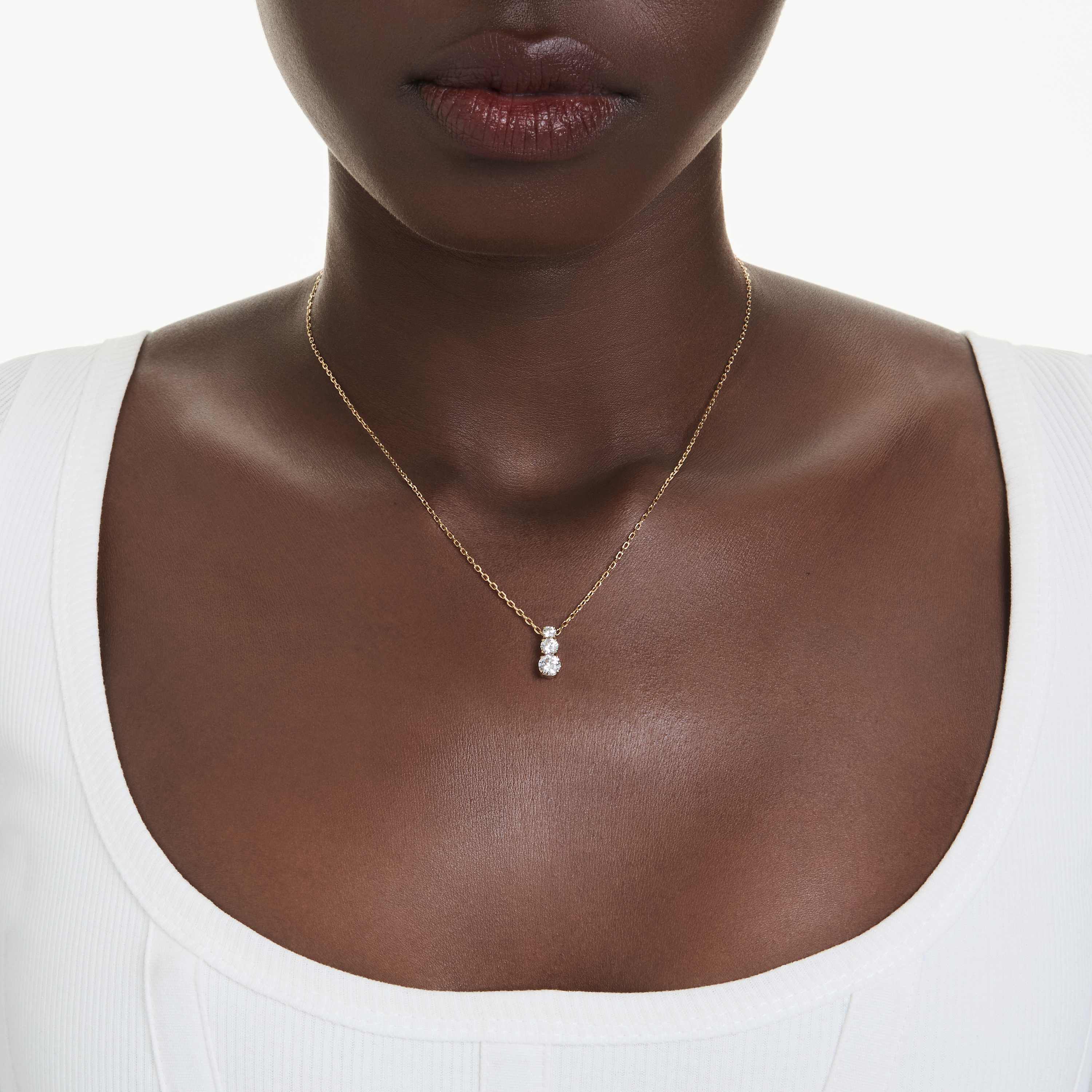 swarovski stilla attract pendant  round cut  white  gold tone plated