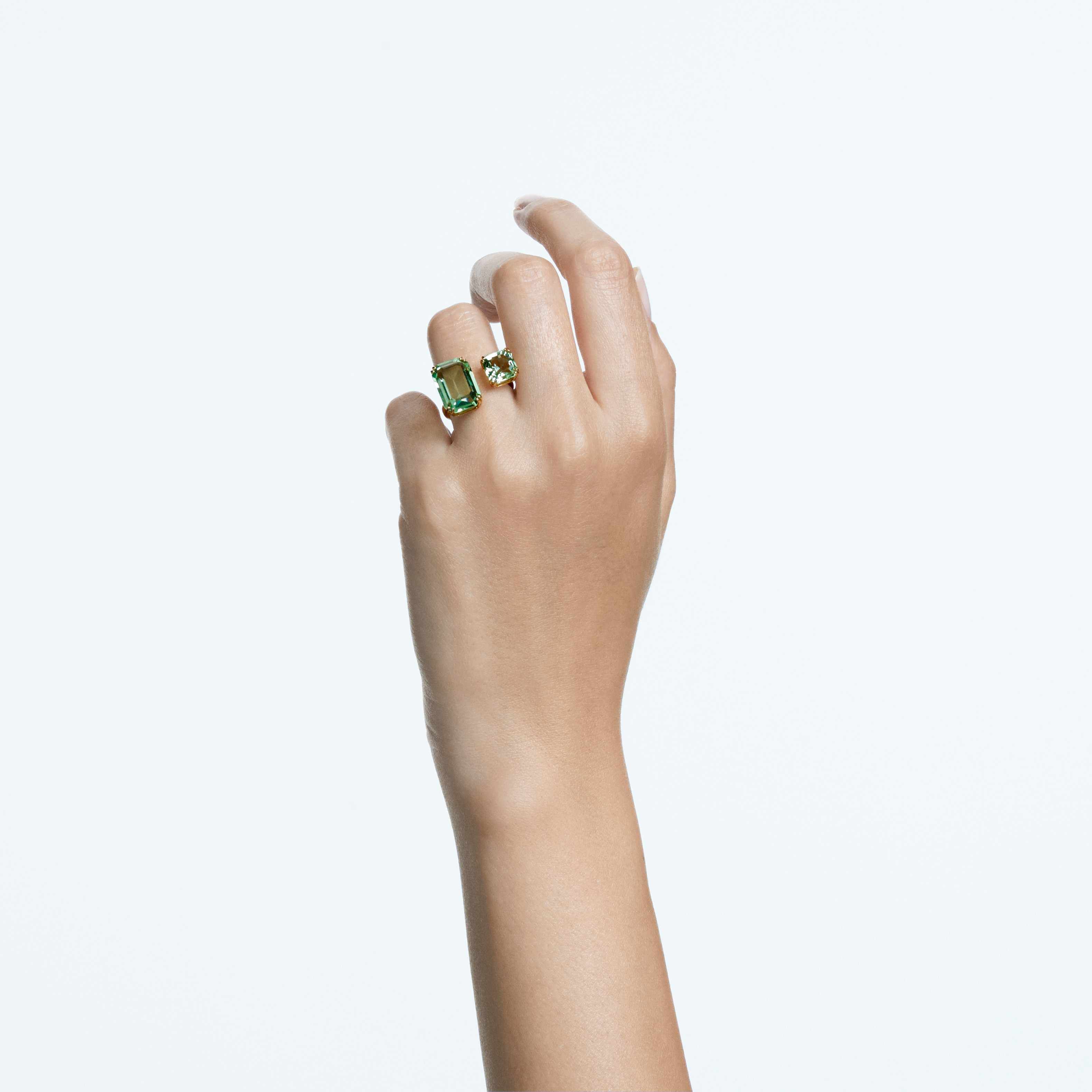 swarovski خاتم millenia كوكتيل، مزدان بكريستالات مثمنة، لون أخضر، طلاء باللون الذهبي