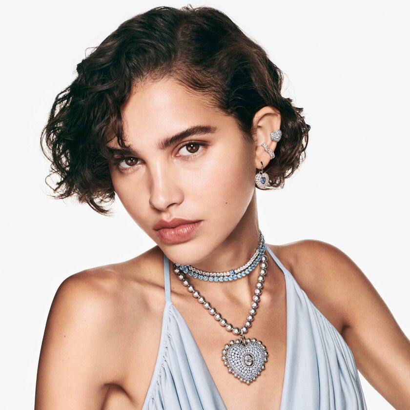 swarovski أقراط دبوسية idyllia، على شكل قلب، لون أزرق، طلاء روديوم