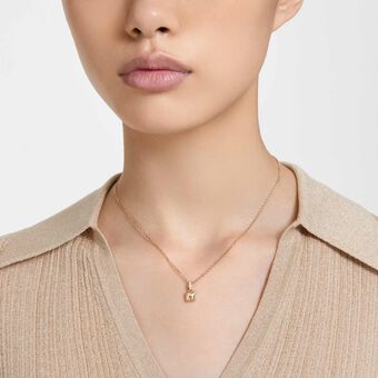 swarovski chroma pendant  square cut  yellow  gold tone plated