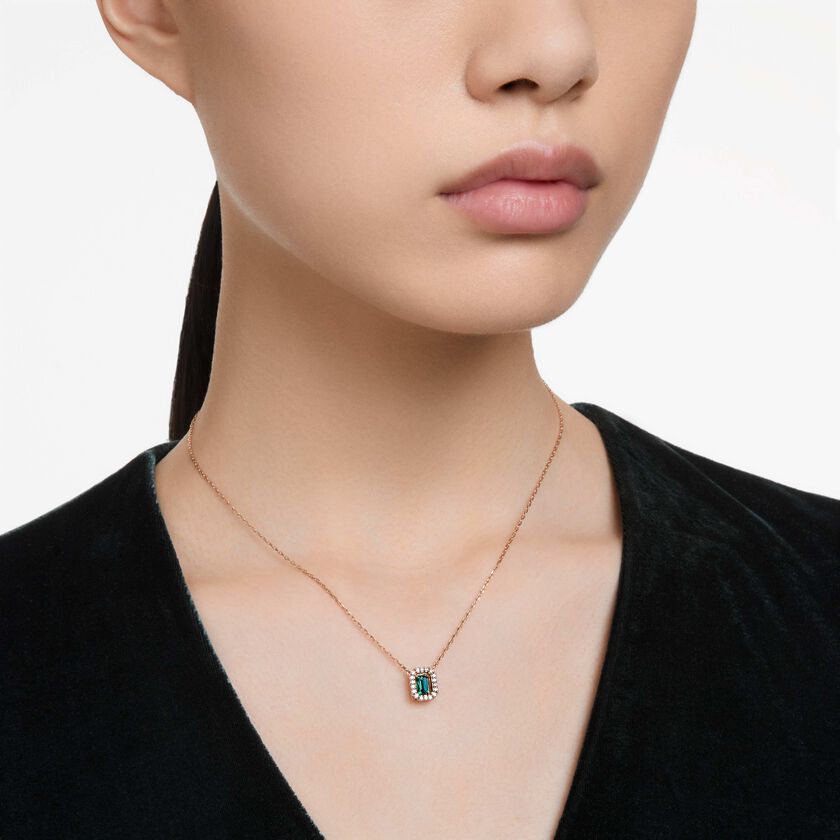 swarovski عقد una، قطع مثمن، لون أخضر، طلاء بلون ذهبي وردي