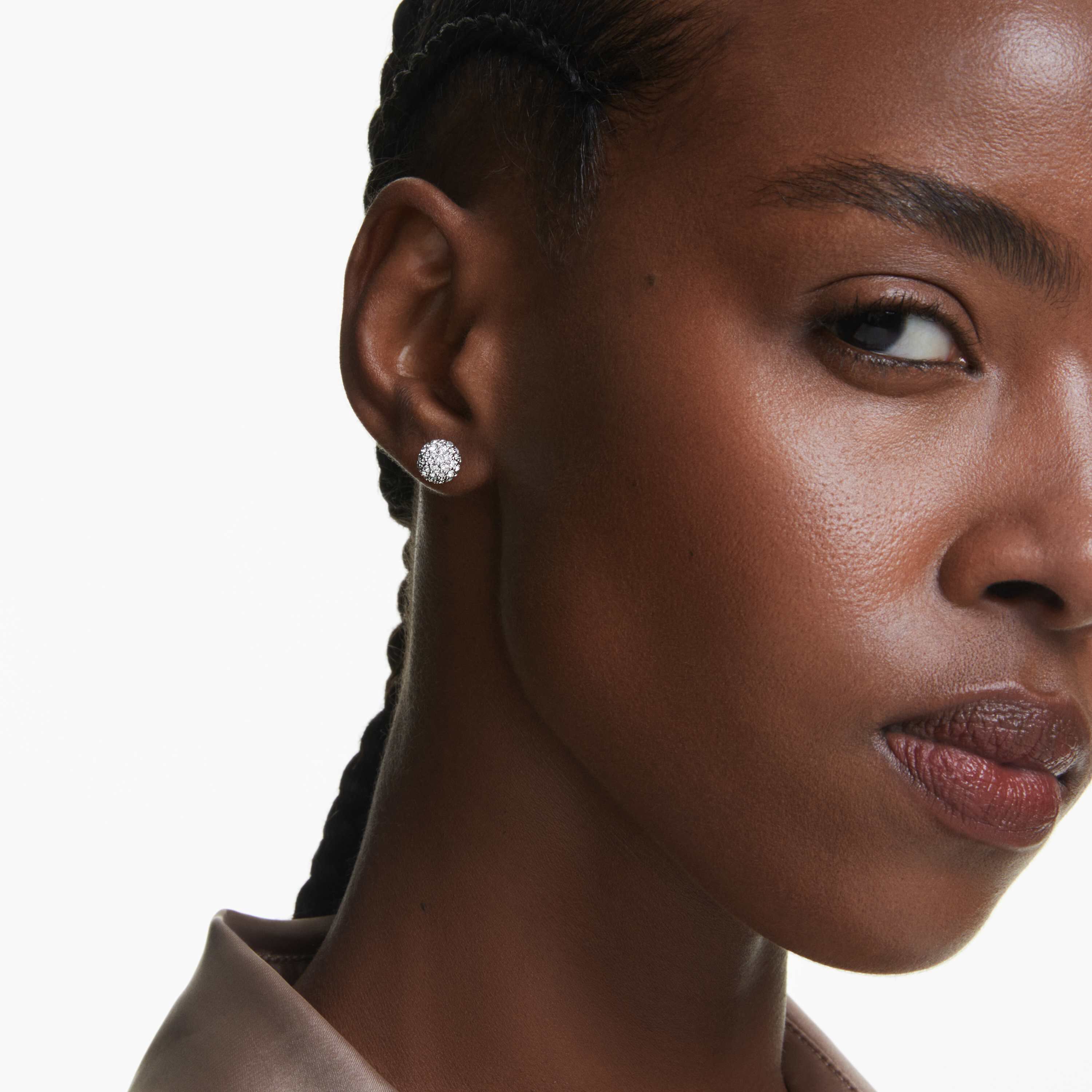 swarovski أقراط دبوسية dextera، قطع مستدير، كرة، لون أبيض، طلاء روديوم