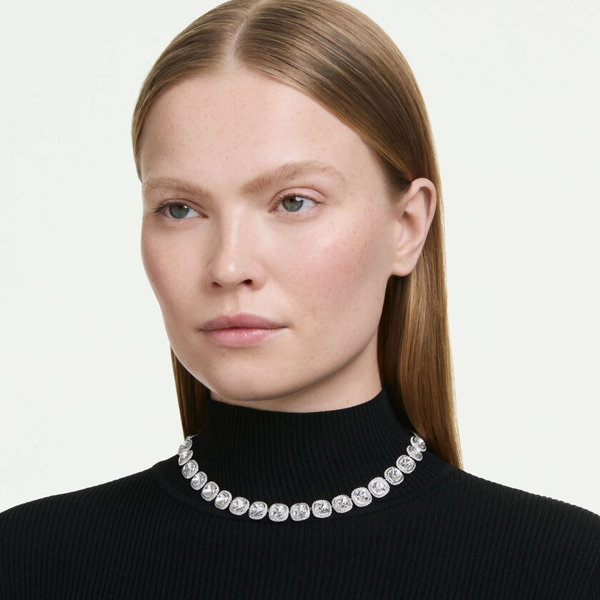 swarovski عقد una angelic، قطع الوسادة، لون أبيض، طلاء روديوم