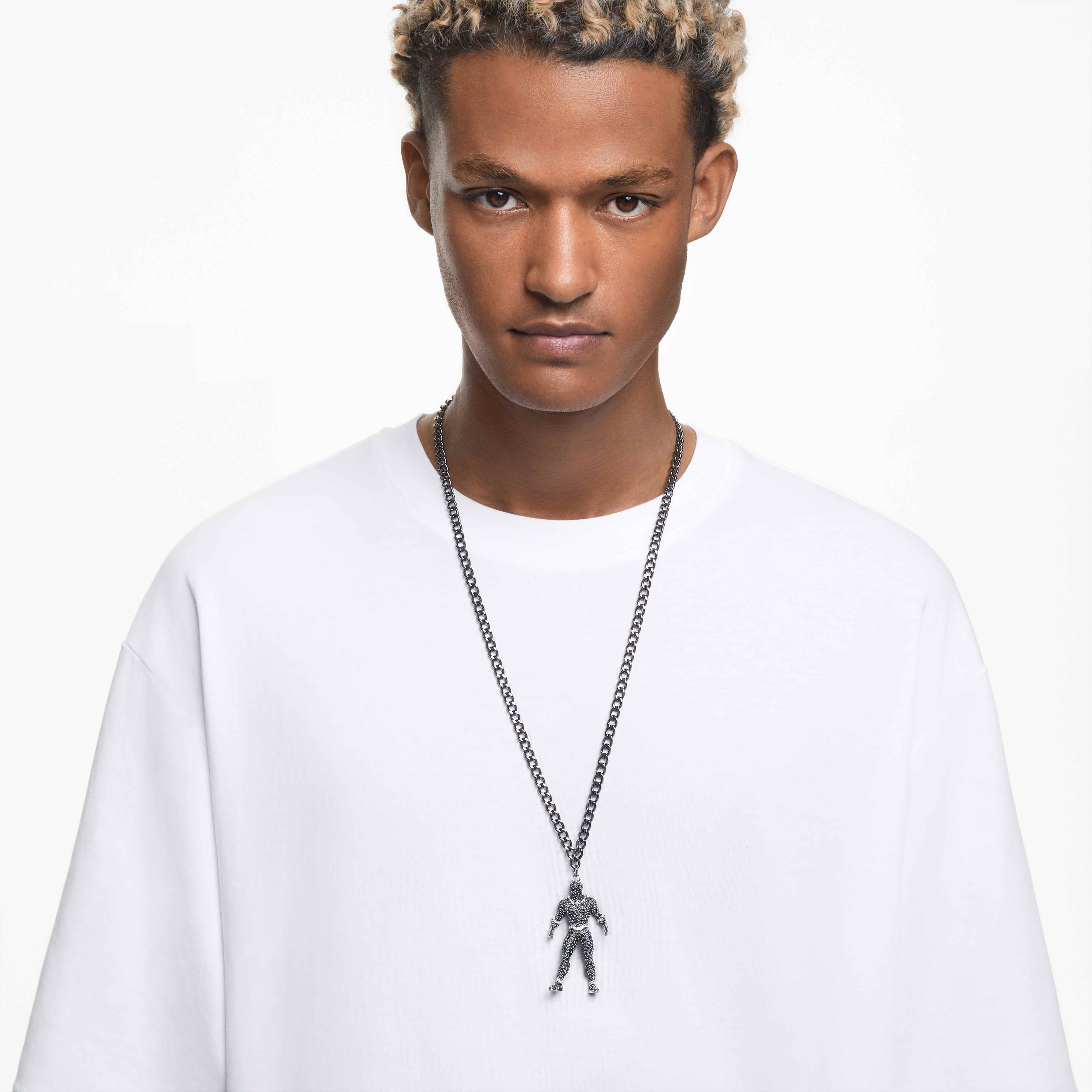 Black panther pendant hot sale