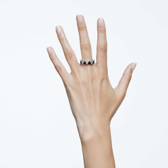 swarovski matrix cocktail ring  triangle cut  black  rhodium plated