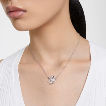 swarovski عقد hyperbola، على شكل أنشوطة، حجم صغير، لون أبيض، طلاء روديوم