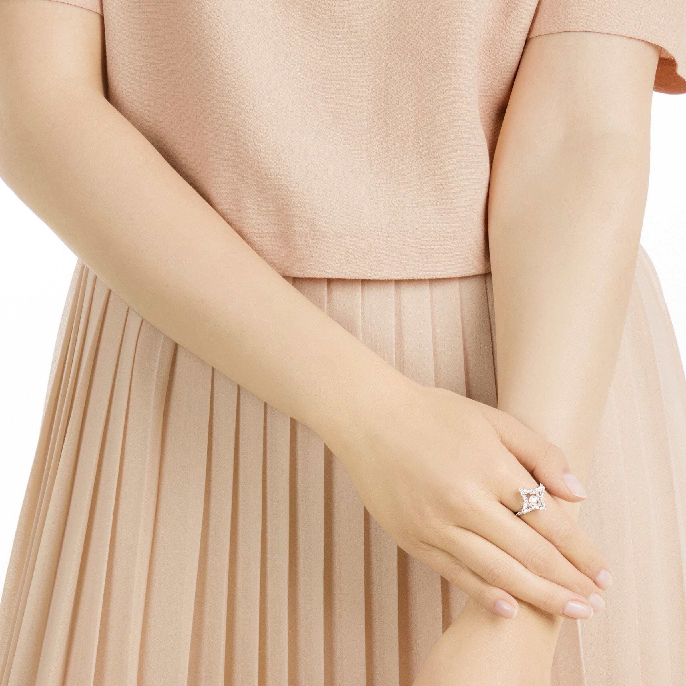 Buy Swarovski Sparkling Dance Star Ring White Rhodium plated