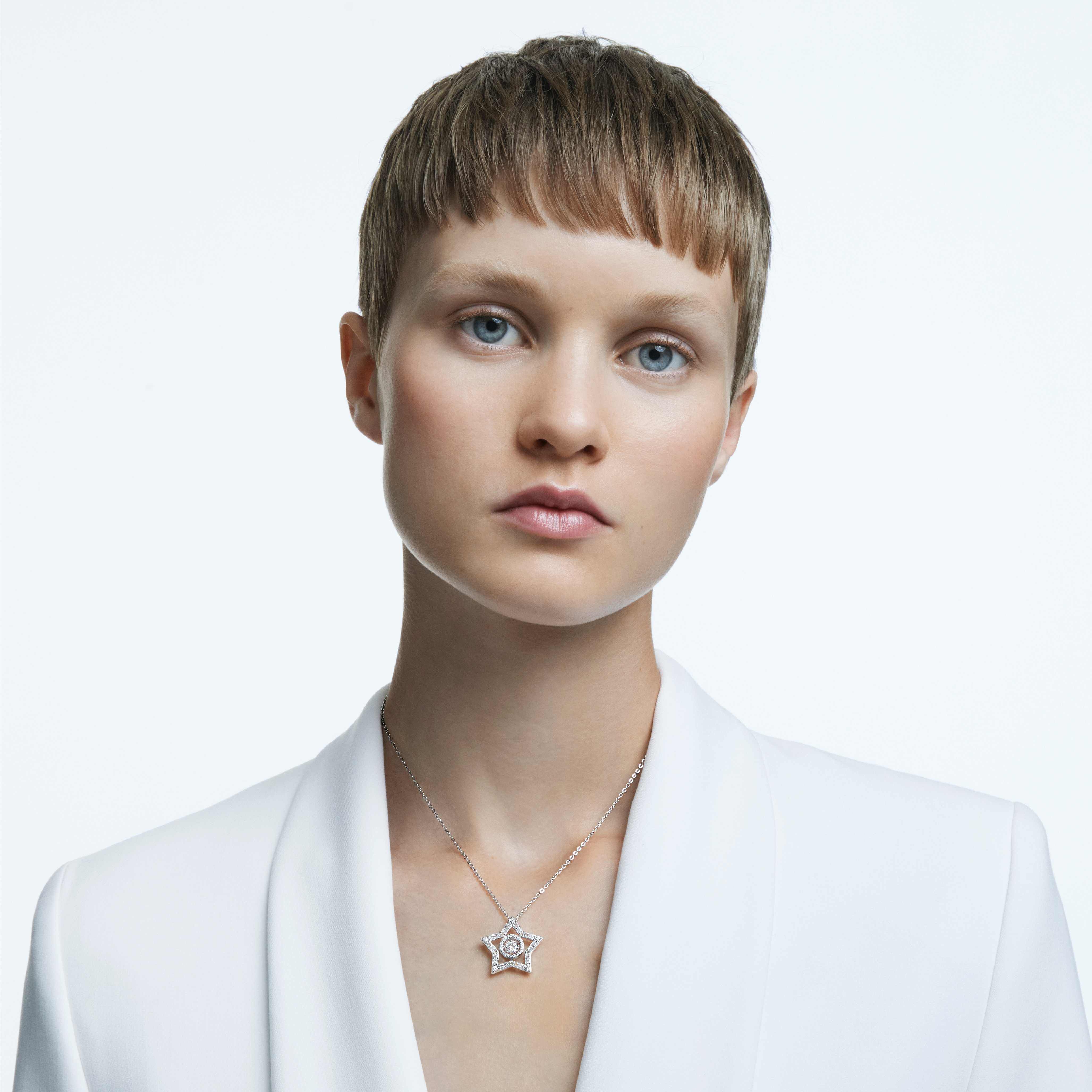 swarovski قلادة stella، لون أبيض، طلاء روديوم