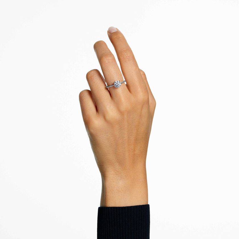 swarovski خاتم كوكتيل stilla، قطع مستدير، كريستالات متراصة، لون أبيض، طلاء روديوم