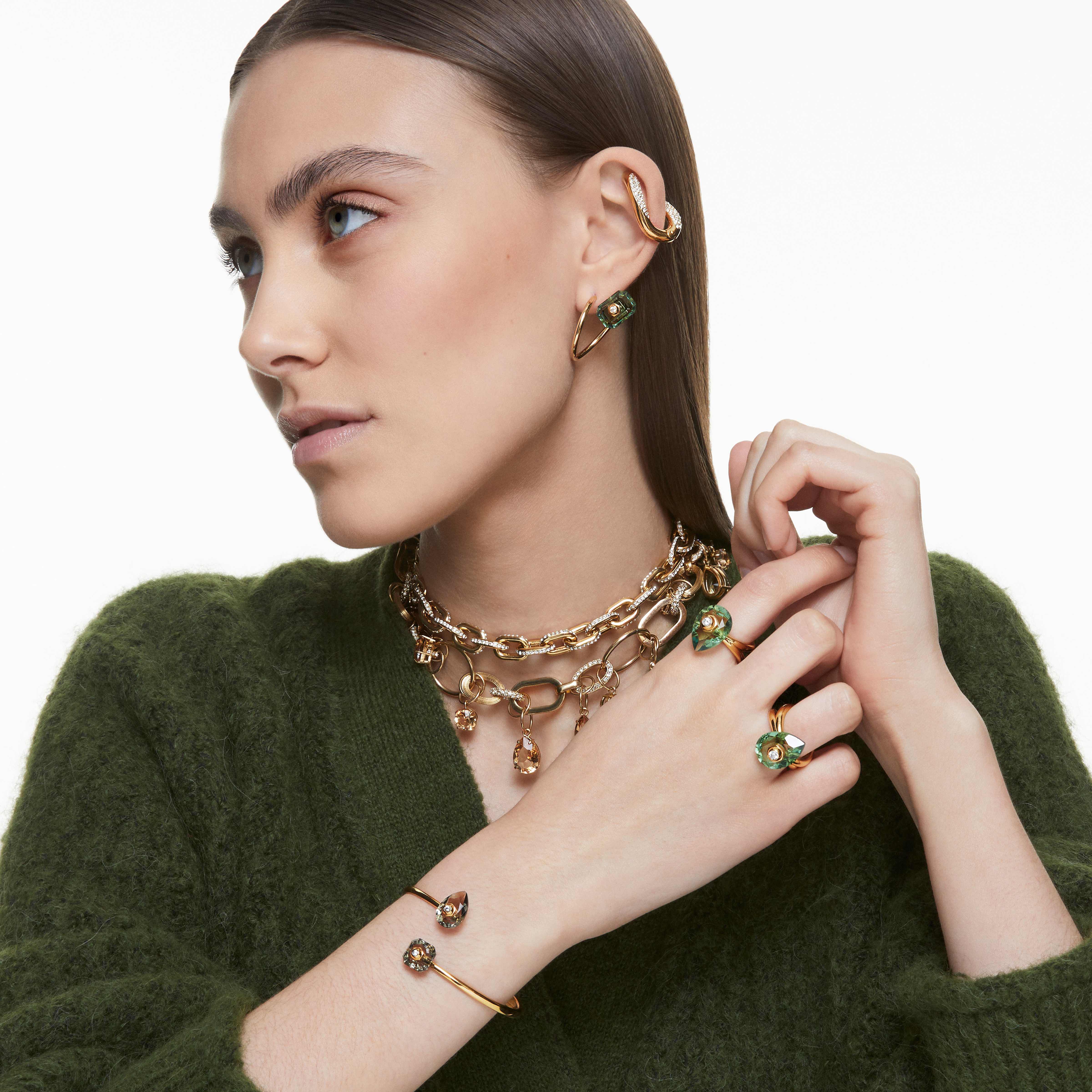 swarovski خاتم studiosa، لون أخضر، طلاء باللون الذهبي