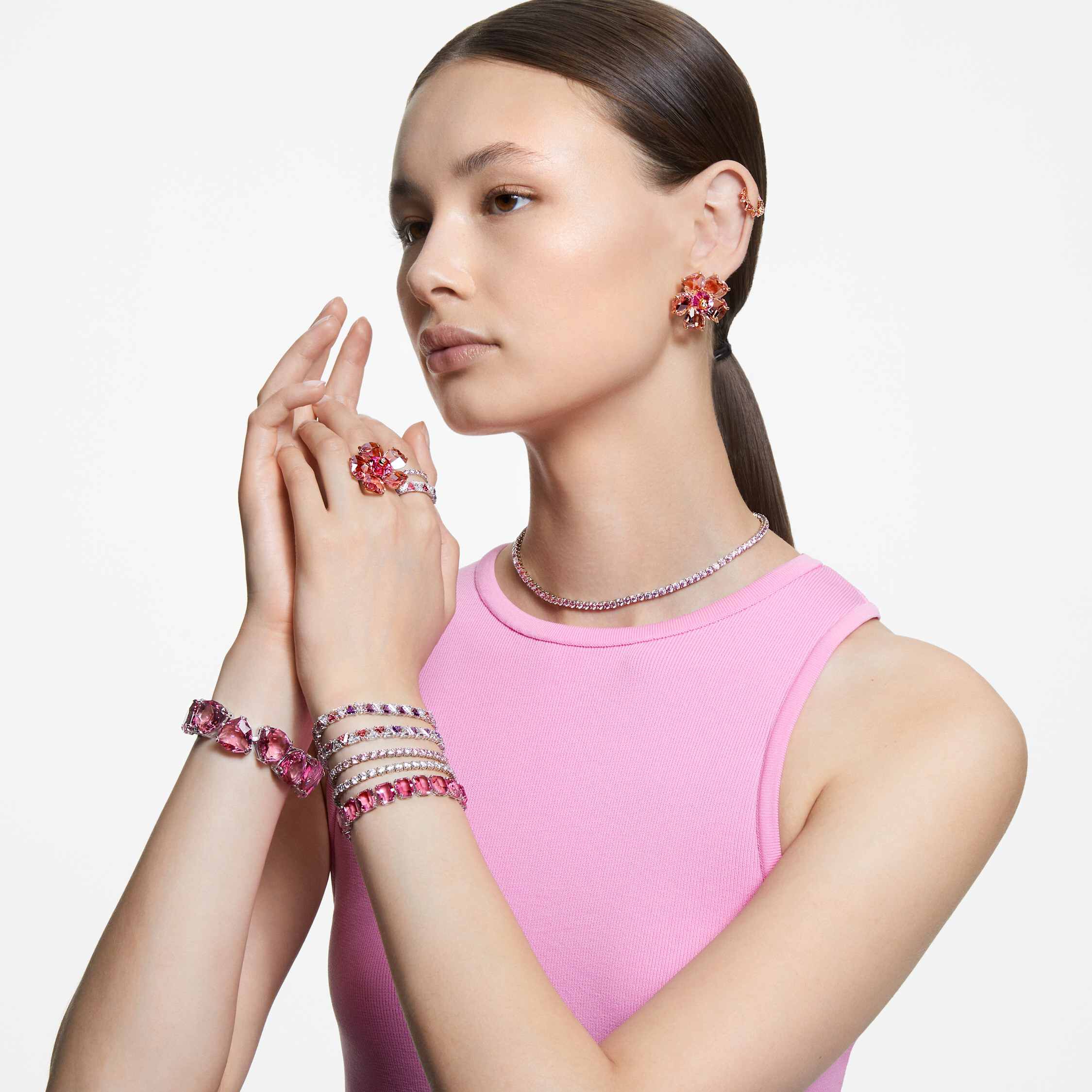 swarovski idyllia stud earrings  flower  pink  gold tone plated