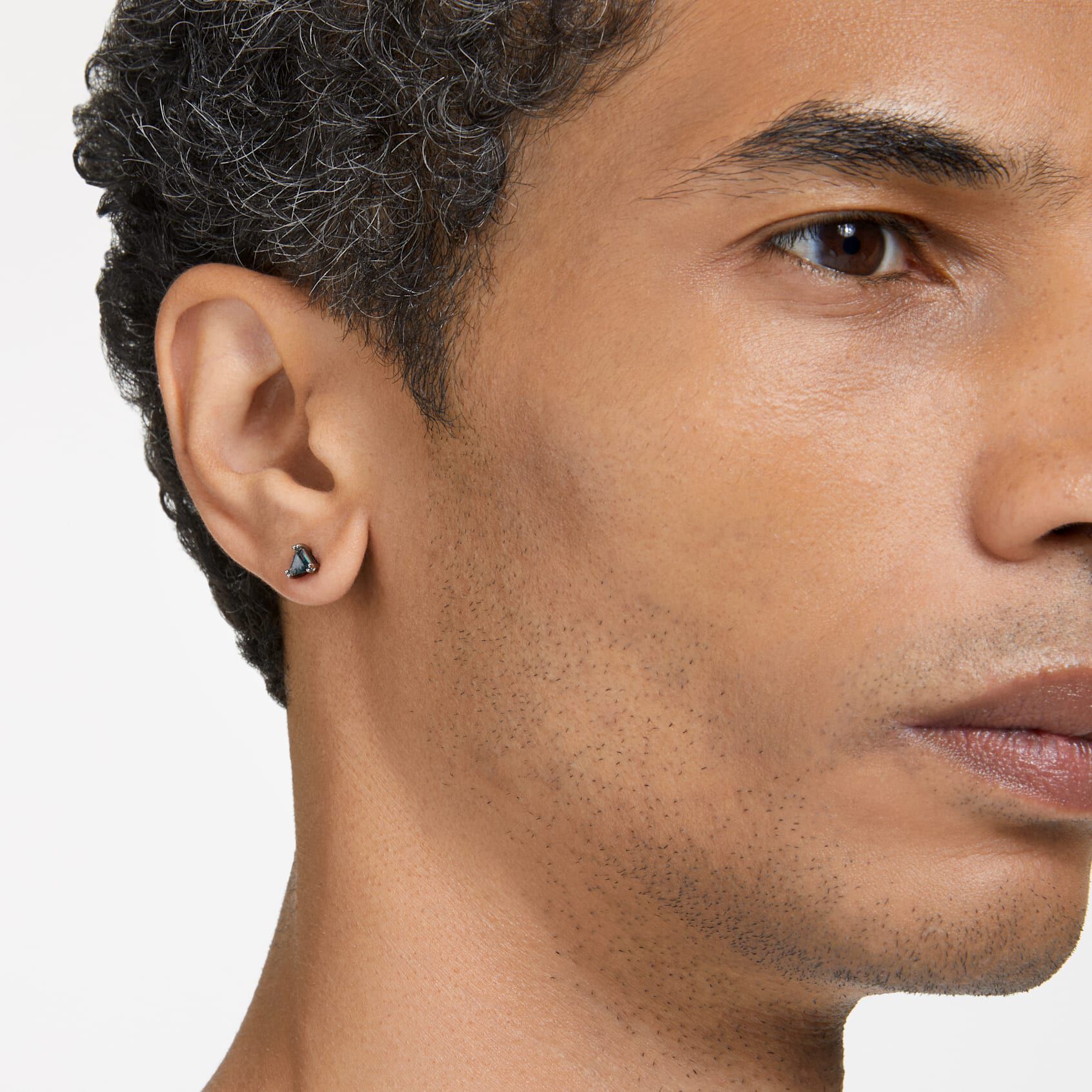 swarovski stilla stud earrings  triangle cut  black  ruthenium plated