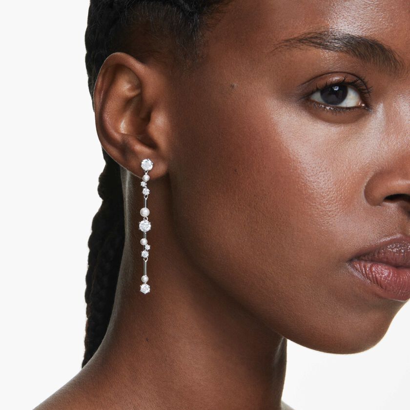 swarovski أقراط متدلية constella، لؤلؤ كريستال، قطع مستدير، لون أبيض، طلاء روديوم